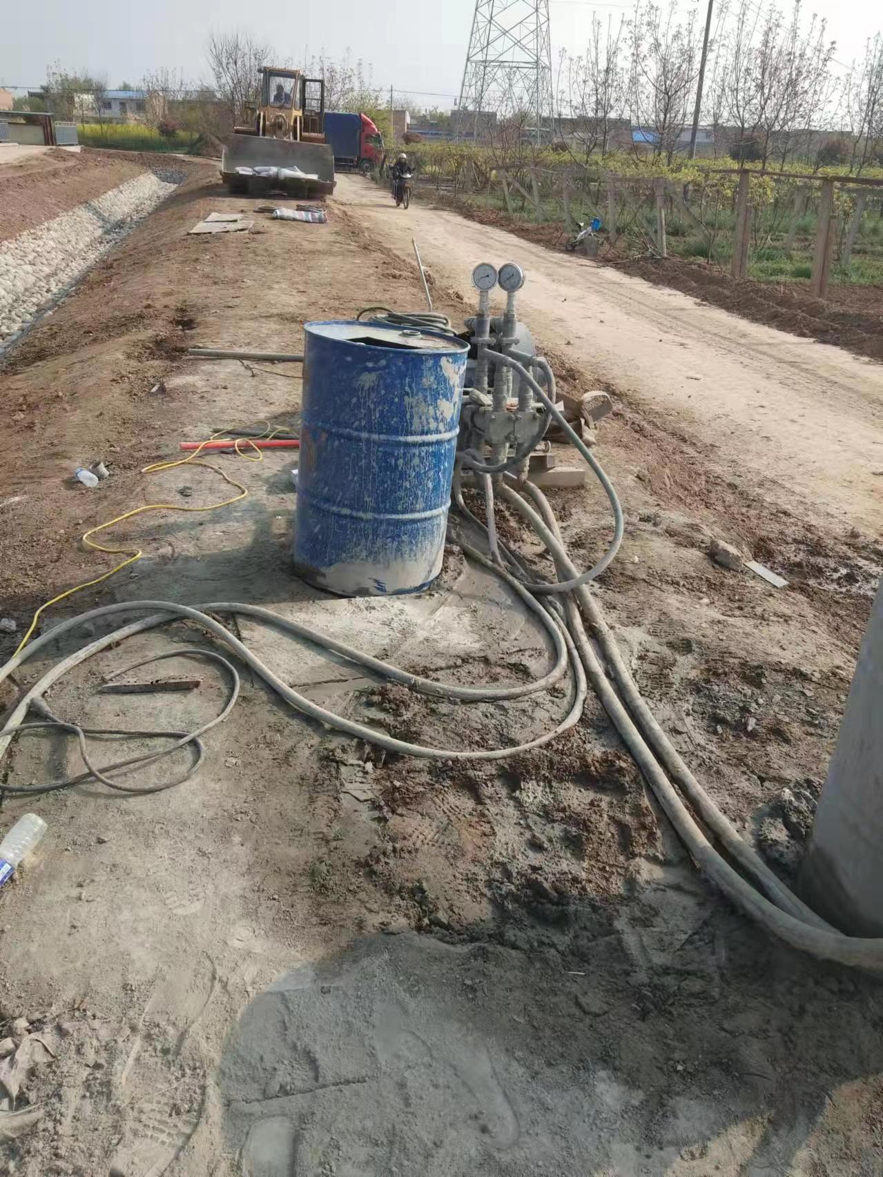 聂拉木顶管注浆